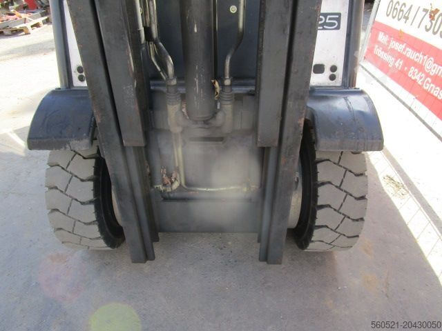 Diesel Forklift Linde H25D - Triplex-Freihub 4,7m + Zinkenversteller+Sei