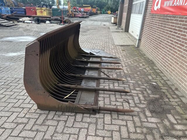 Nářadí na zpracování půdy  