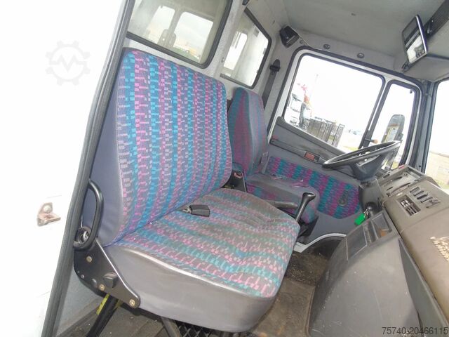 Bőrönd Mercedes-Benz Vario 813 811 + MANUAL + EURO 1