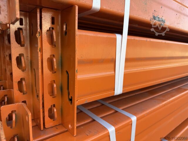Hochregallager Palettenregaltraverse Stow Pal Rack NS / K: 140 x 50 mm lichte Weite: 3.900 mm