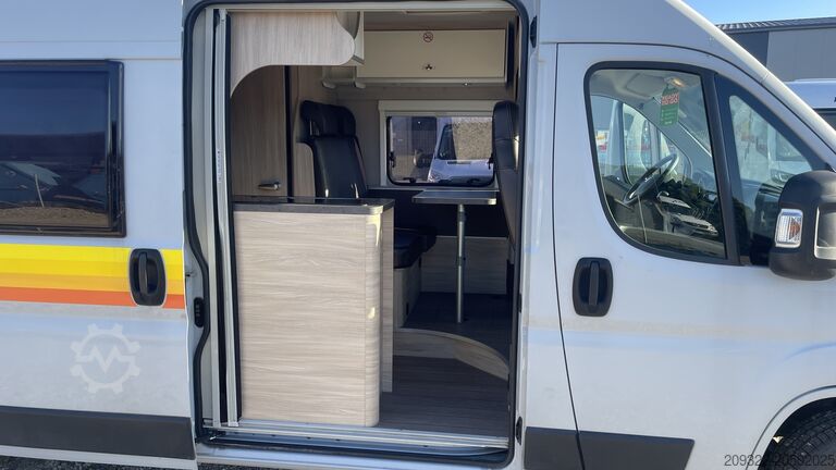 Caravan/camper Fiat Weinsberg Carabus 600 K | 4 Posti Letto | Completamente Attrezzato