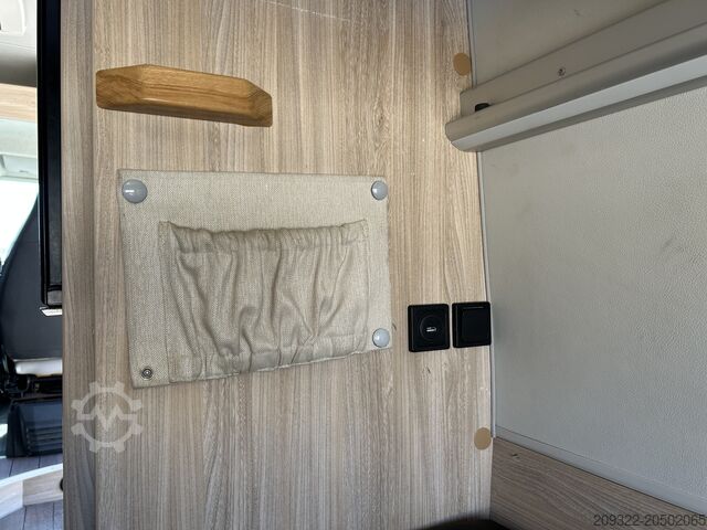 Caravan/camper Fiat Weinsberg Carabus 600 K | 4 Posti Letto | Completamente Attrezzato