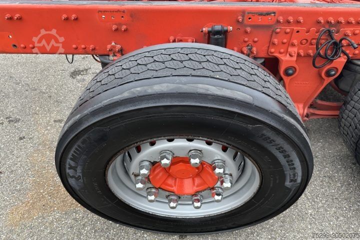 Truck chassis Volvo FH-460 6x2R Fahrgestell / wiss-Vehicle