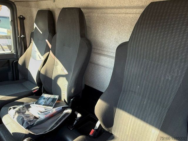 Furgone chiuso MAN TGL 8.180 BL Koffer 6,1 m LBW 1 T*AHK*Luft HA