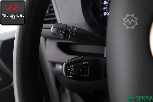 Fourgon tôlé fiat Scudo 1.5 MULTIJET KASTEN 3 SITZE REGAL,NAVI,AHK