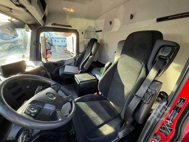 Vrachtwagen met bakwagen MERCEDES-BENZ ANTOS 2540 L Getränke 6,95 m LBW 2 T*AHK*LENK