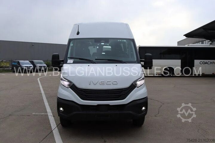 Minibus Iveco Daily Line /Airco / USB