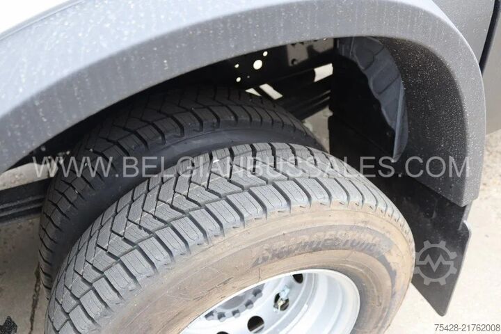 Minibus Iveco Daily Line /Airco / USB