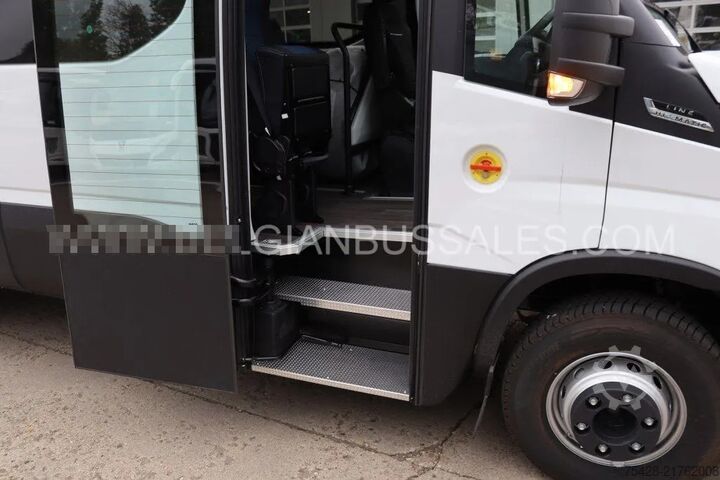 Minibus Iveco Daily Line /Airco / USB
