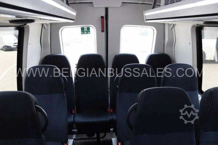 Minibus Iveco Daily Line /Airco / USB