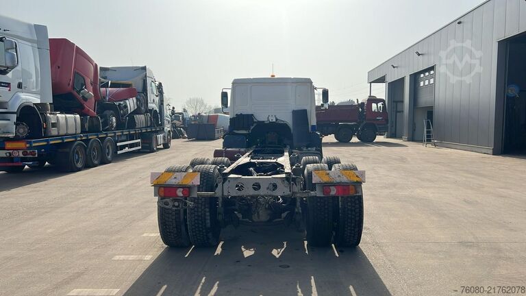 Chassis cabine MAN LE 26.284 (6X4 / STEEL SUSP. / LAMES / MANUAL G...
