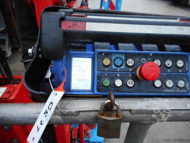 Krybende arbejdsplatform Hinowa Goldlift 14.70