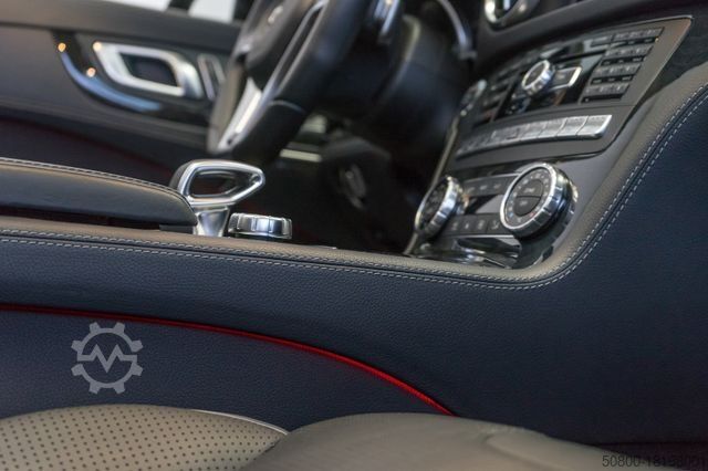Furgão MERCEDES-BENZ SL 63 AMG/nur 19 Tkm./TÜV+Service neu!