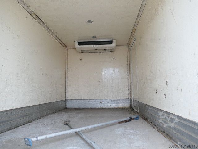 Hűtőfelépítményes furgon MAN 8.220 TGL BL 4x2, Thermo King, 3. Sitz, 5m lang