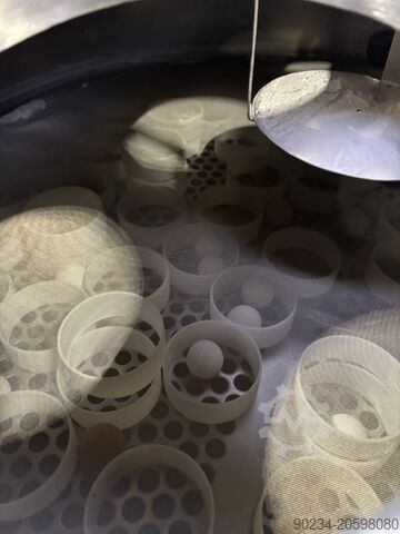 900 mm 3-Deck Sieb, Cuccolini Modell VPM900 2/X, Baujahr 2002. CUCCOLINI VPM900 2/X