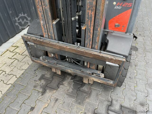 LPG-vorkheftruck Linde H25T-02