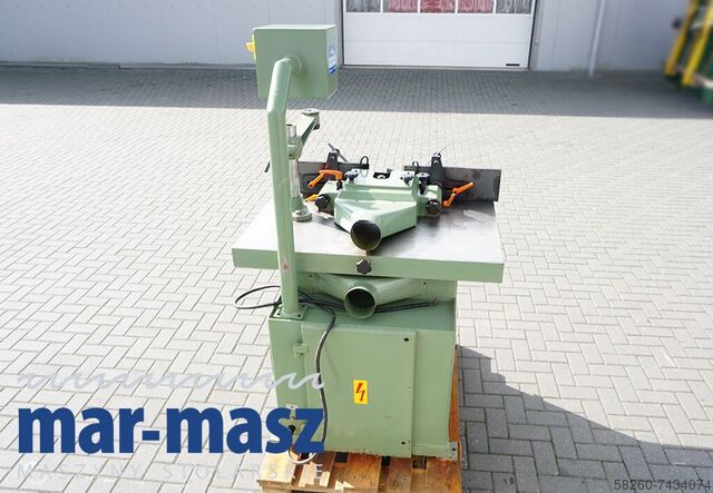 Freesmachine met onderste spindel GOMAD FD-1