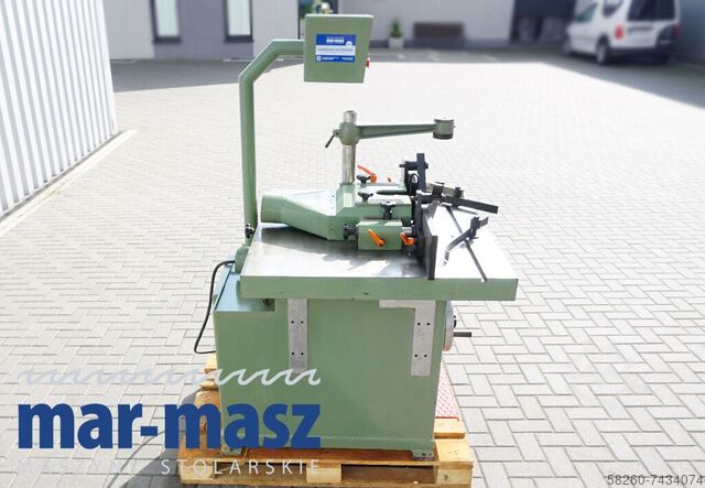Freesmachine met onderste spindel GOMAD FD-1 