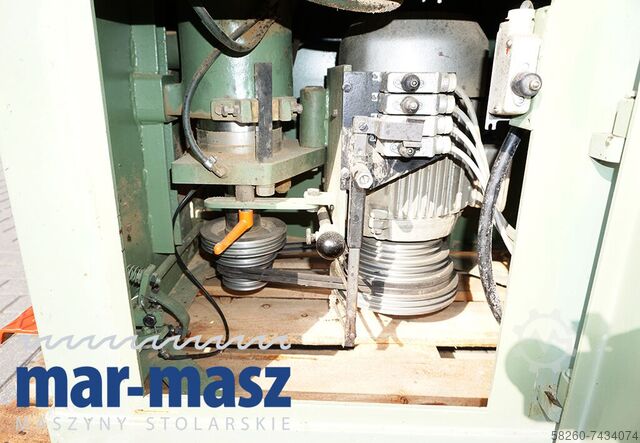 Freesmachine met onderste spindel GOMAD FD-1