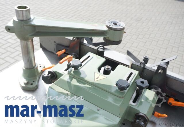 Freesmachine met onderste spindel GOMAD FD-1 