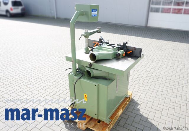 Freesmachine met onderste spindel GOMAD FD-1 