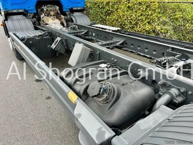 Șasiu cu cabină Mercedes-Benz Atego 1318 4x2/Euro 6/Schaltung/Klima/1218