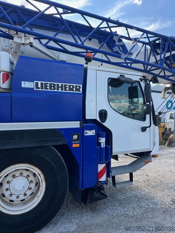 Gru montata su autocarro Liebherr LTM 1050-3.1
