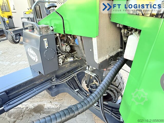 Wózek widłowy czterokierunkowy Combilift C4000 GAS TRIPLEX 5550 FREE LIFT CABIN