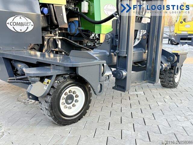 Wózek widłowy czterokierunkowy Combilift C4000 GAS TRIPLEX 5550 FREE LIFT CABIN