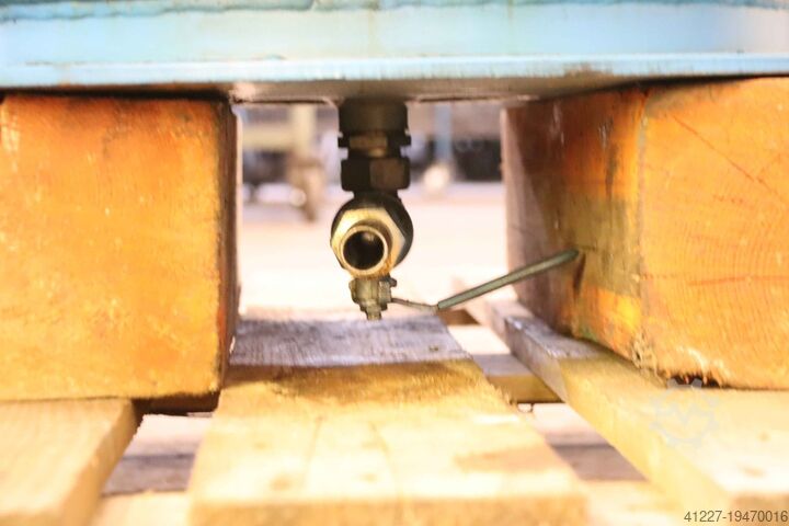 Vacuum tank compressed air tank 455 L Zeidler & Uhl stehend