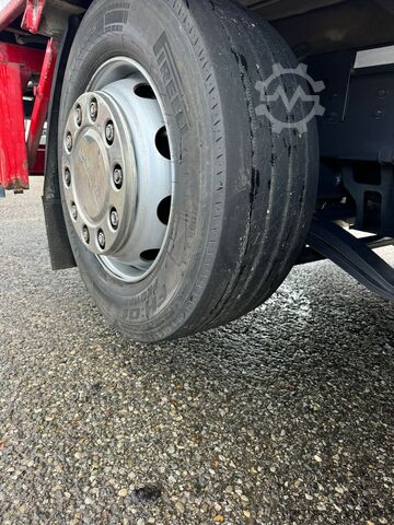 Caisse de transport d’animaux amovible SCANIA 94 D 260 3 ASSI 6X2 TRASPORTO ANIMALI