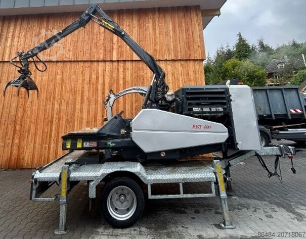 ROZDRABNIACZ DO DREWNA Bentele BBT 400 Woodzilla