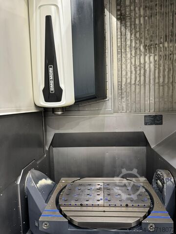Universellt bearbetningscentrum DMG Mori DMU 95 monoBlock