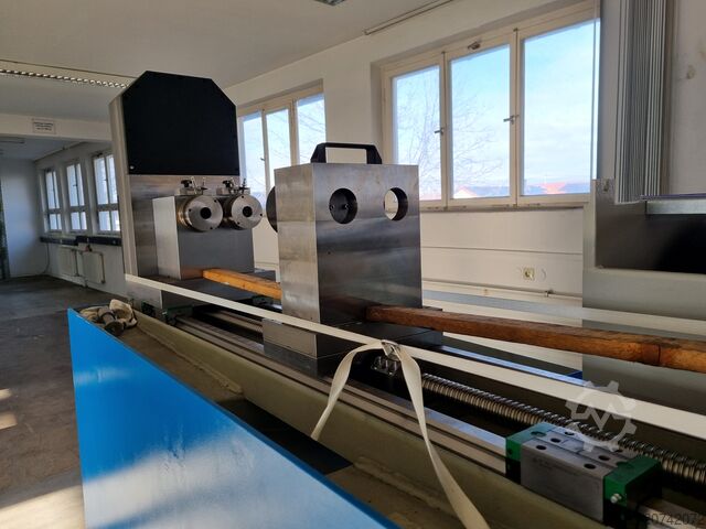 Dvouvřetenový hlubokovrtací stroj SFT 2-spindlig