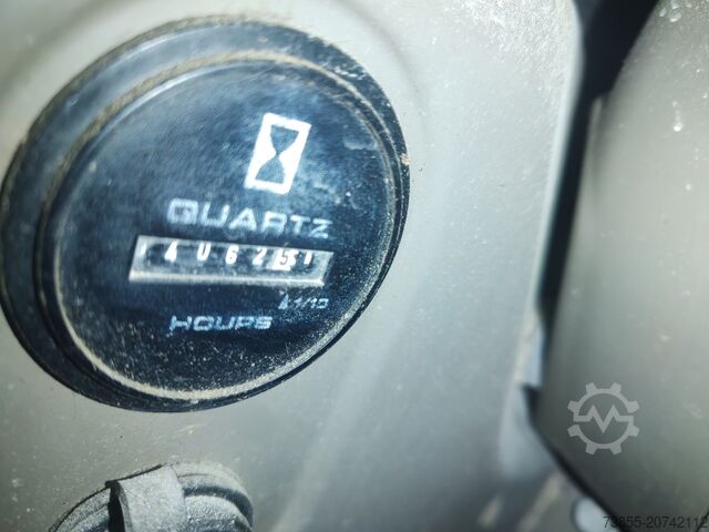 Minirypadlo < 7t Case CX 50 with 3 excavator buckets