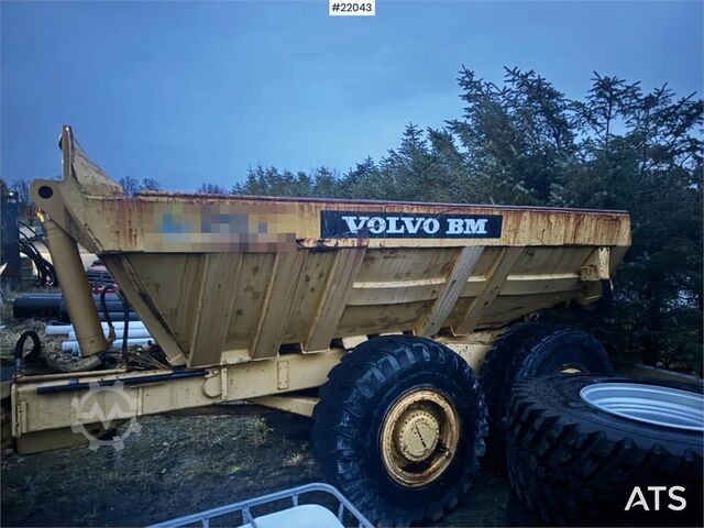 Dumper Volvo 861 6x6 Dump Truck.