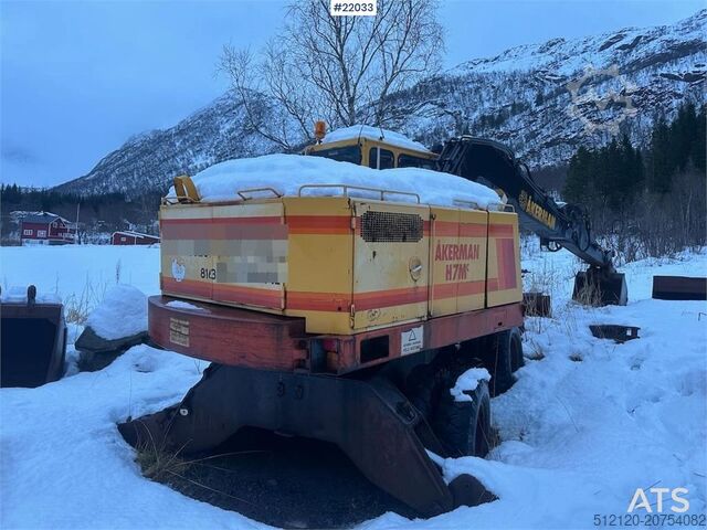 Gravemaskine på hjul Åkerman H7M wheeled excavator with bucket