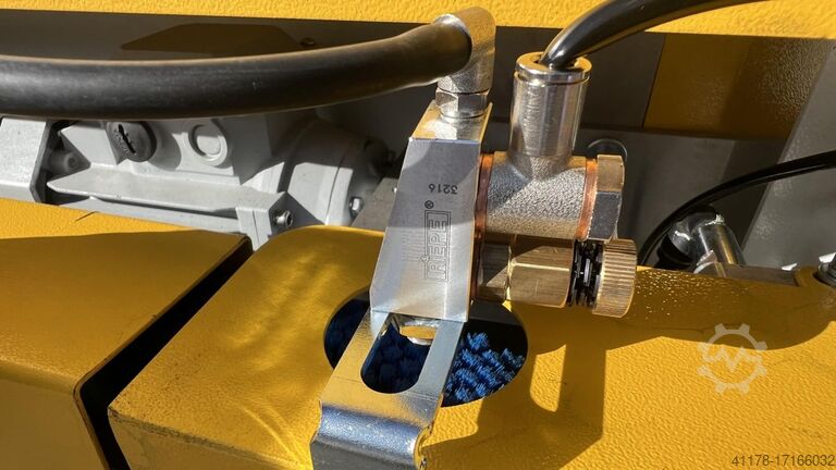 LC-T1 reinigingsunit (boven) met voedingskanaal Wood IQ Lohmeyer LC-T1