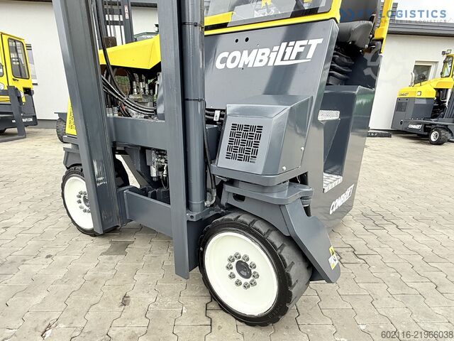 Stivuitor cu patru direcții Combilift CB4000 TRIPLEX 5200 FREE-LIFT POSITIONER