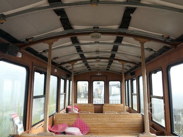 Fourgon Cordes Zugmaschine (Lokomotive) Personenanhänger