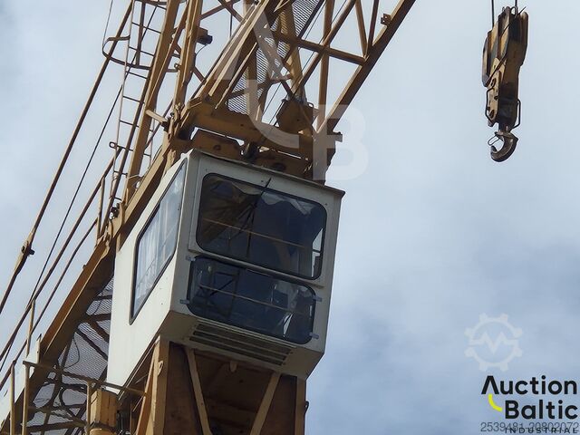 Tower crane Liebherr 112 ECH