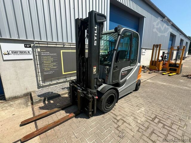 VS-22913 Elektrisk triplex gaffeltruck Still RX60-40 STILL RX60-40