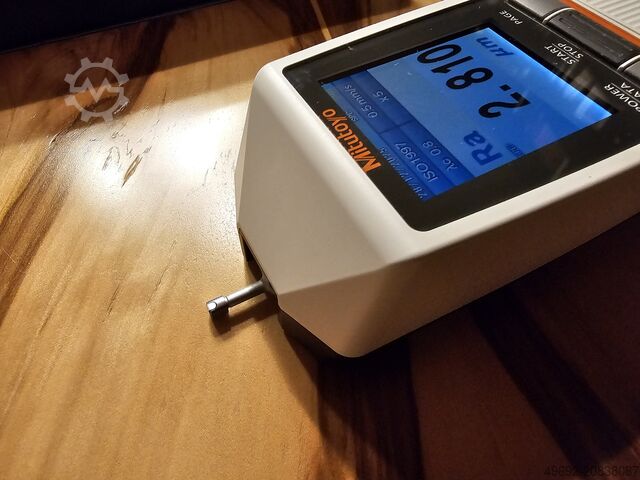 Roughness measuring device Mitutoyo Surtest SJ211