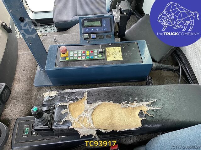 Refuse collection vehicle Volvo FE 320