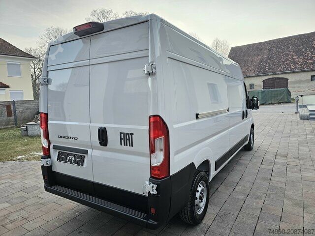 Komercijalno vozilo sa visokim krovom Fiat Ducato 35 L3H2 13m³ Klima Temp 260° Kamera PDC