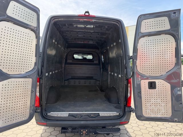 Kastenwagen hoch MERCEDES-BENZ Sprinter 317 CDI Autom/H2L2/Luftfed/Kam/AHK3,5t