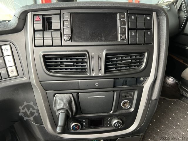 Standardní tahač IVECO Stralis AS440S48 Intarder Standklima ACC