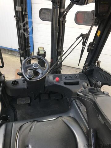 Stivuitor electric, transpalet electric, stivuitor frontal LINDE E25L-01