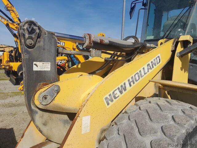 Kerekes rakodógép New Holland W170 B