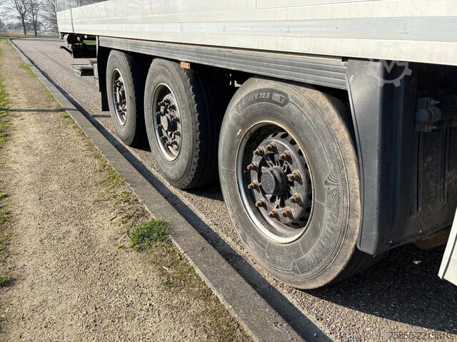 Kyld/fryst transport Krone N/A Carrier Vector 1350 / Liftaxle / Loading li...